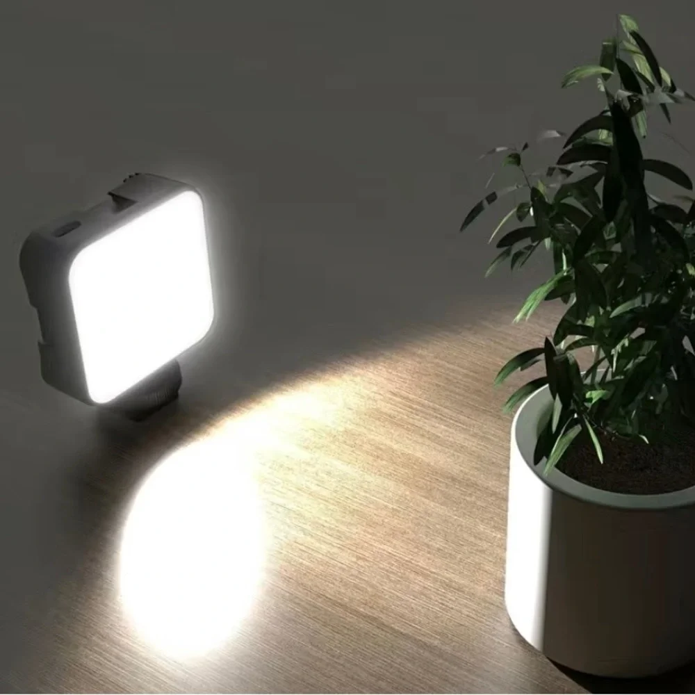Pocket size clip light box